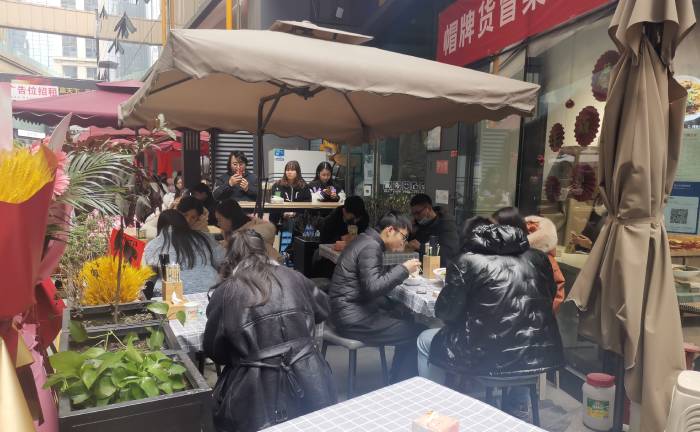如何提高四川冒菜加盟門店的人氣？