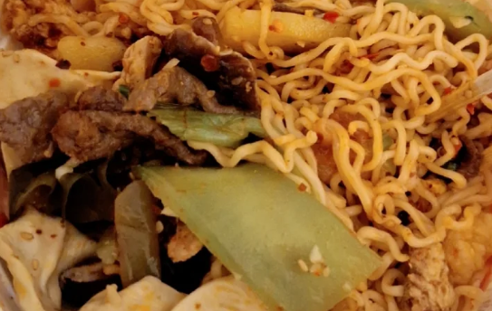 開(kāi)一家冒菜店能賺錢(qián)嗎？從選址到利潤(rùn)的深度分析