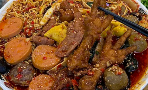 賣冒菜的利潤有多大，帽哥告訴你