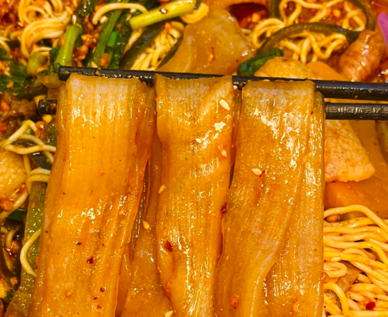冒菜加盟開(kāi)外賣店能做嗎？帽牌貨這樣做有搞頭